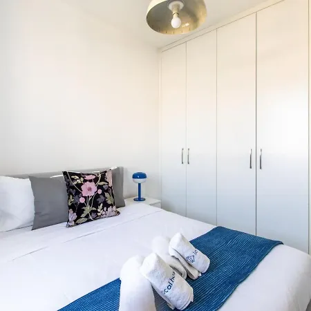 Platinum Breeze - 1-br & Balcony In * Larnaca
